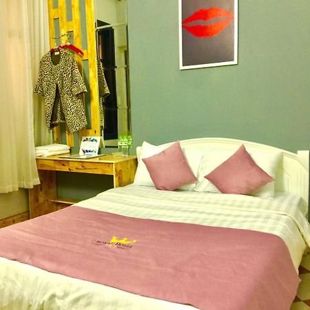 Royal House Hotel Hanoi Eksteriør billede