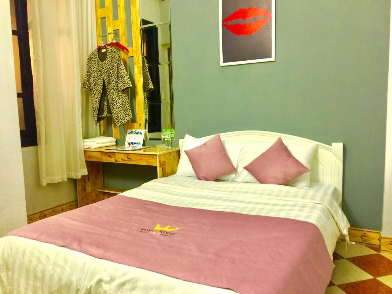 Royal House Hotel Hanoi Eksteriør billede